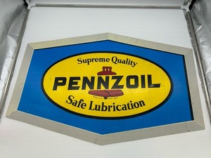 VINTAGE PENNZOIL PLASTIC SIGN approximately 30x20"