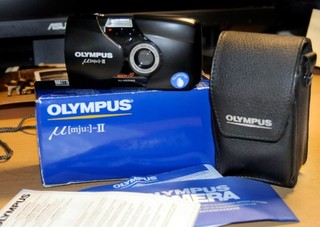 Olympus mju II Multi AF all weather 1:2 8 35 mm Large Aperture Lens OVP