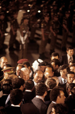 Egyptian president Anwar al Sadat smiling surrounded by crowd Jeru- Old Photo