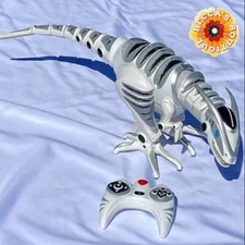 T-Rex WowWee Roboraptor w/ Remote Control Dinosaur walking robot raptor dino 32”
