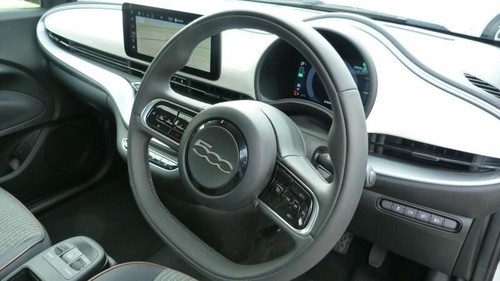 2022 Fiat 500e 42kWh Icon Hatchback 3dr Electric Auto (118 ps) Automatic Hatchba - Picture 20 of 24