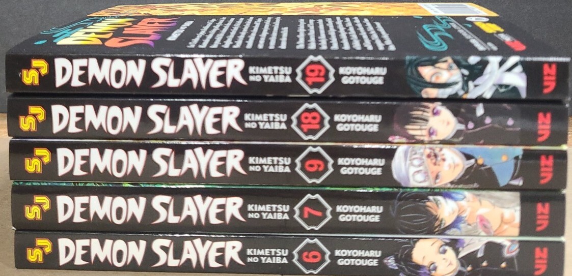 Demon Slayer Kimetsu no Yaiba Vol 1-23 English Manga New Viz Brand