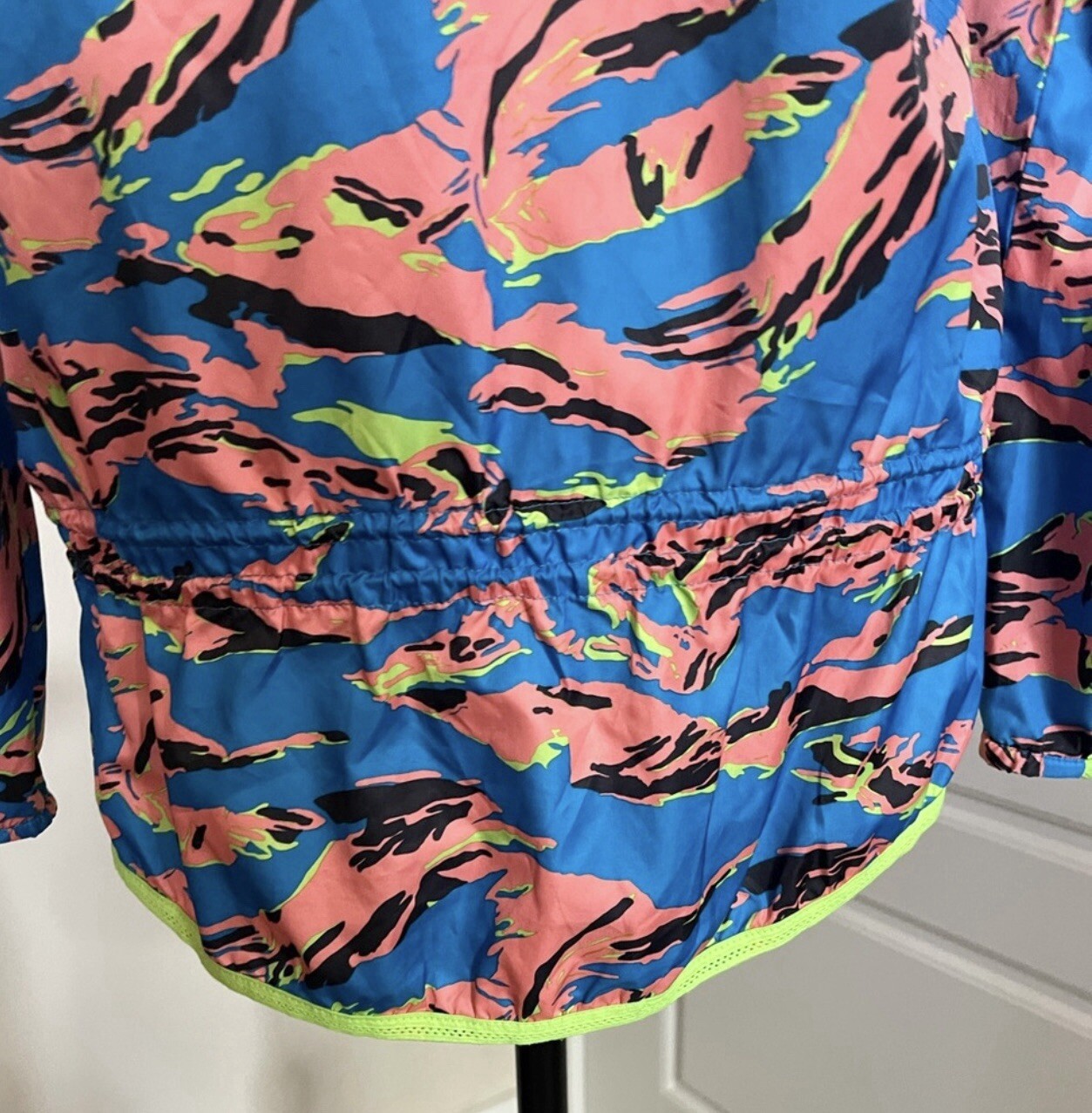 🍄 NIKE Lightweight Packable Graphic Camouflage T… - image 3