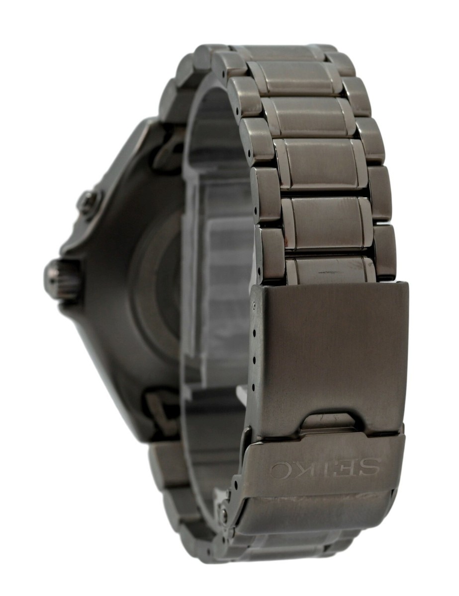 Seiko Kinetic 41mm Titanium Watch SBCW009 Mitsuro Ohba Landmaster