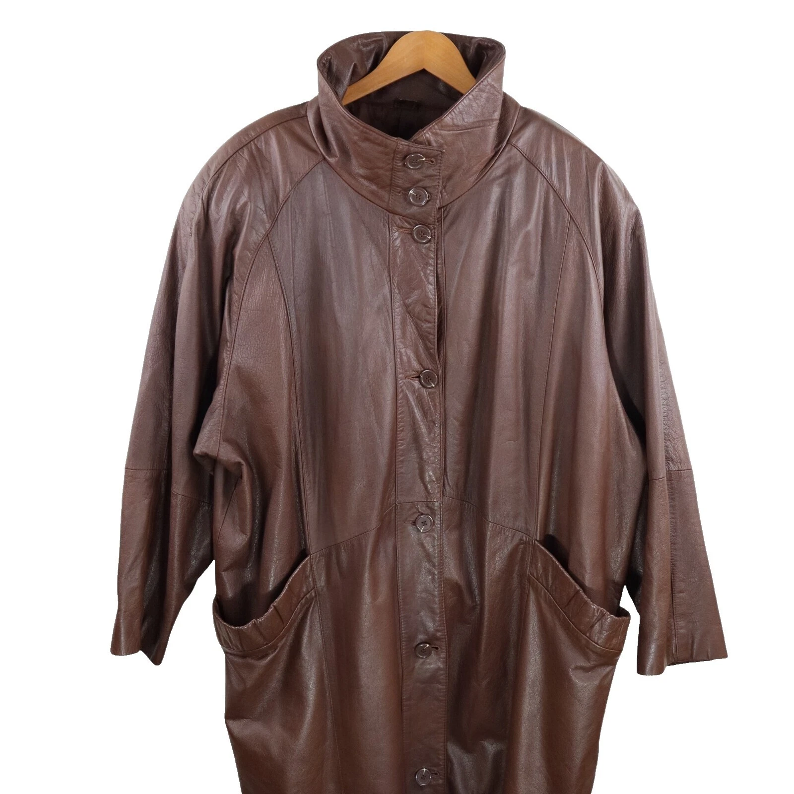 Коричневые пальто, куртки и жилеты Pelle Pelle для женщин