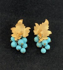 Vintage BOUCHER Gold Tone & Grape Cluster Dangling Turquoise Bead Earrings