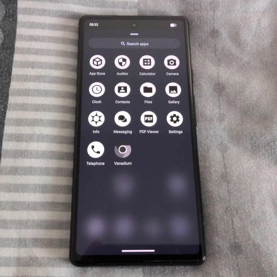 Google Pixel 6a · 128GB, photo 1 of 5