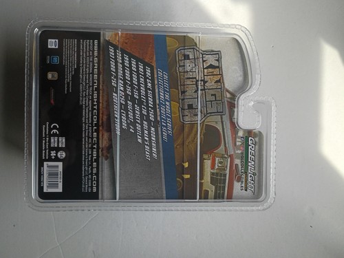 Greenlight Kings of Crunch 1982 GMC Sierra 2500 Moonshiner - Picture 14 of 24