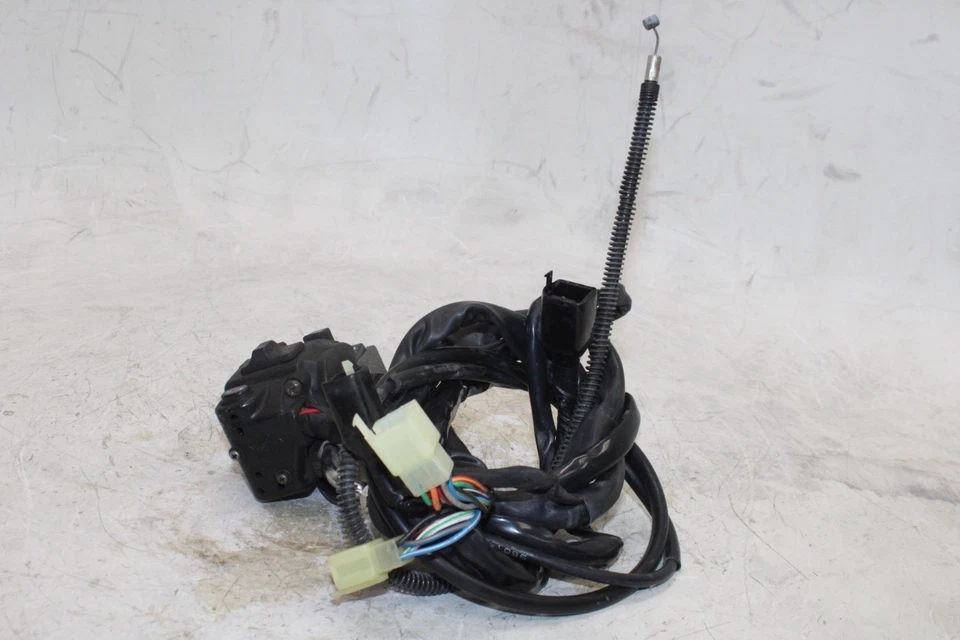 87-03 KAWASAKI VOYAGER XII OEM CLIP IZQUIERDO EN MANGO BOCINA SEÑALES INTERRUPTOR INTERRUPTORES Foto 4 de 4