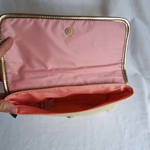 Victoria's Secret Woven Clutch Make-up Cosmetic Pouch Bag BNWT - Picture 3 of 8