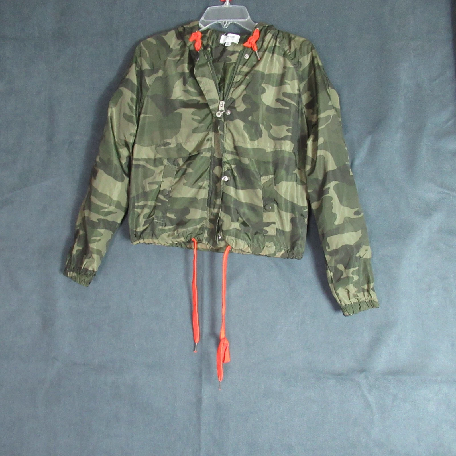 Giacca a vento donna New Look Supreme piccola verde mimetica leggera moda