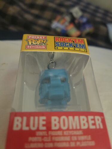 Funko Pocket POP! Keychain Figure - Retro Toys - BLUE BOMBER (Rock 'Em Sock 'Em) - Picture 2 of 7