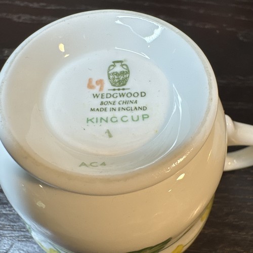 Wedgwood Bone China King Cup Tea Cup Pattern Daffodil Set Of 2 - Picture 9 of 11