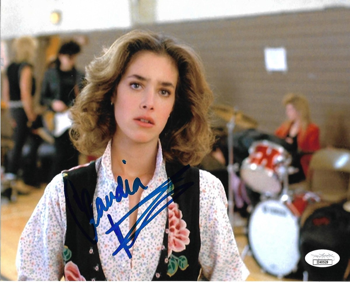 CLAUDIA WELLS SIGNED 8x10 BACK TO THE FUTURE MOVIE PHOTO