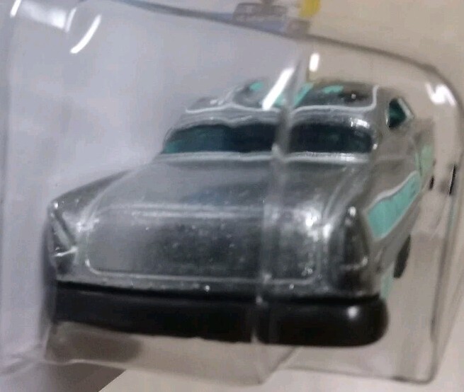 Picture 6 of 9