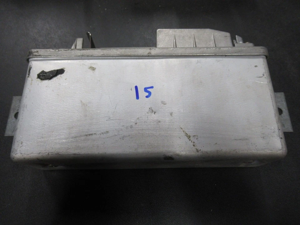 Unidad de control de freno ABS BOSCH 928 618 118 00 Porsche 928 / 944 / 968 Foto 2 de 4