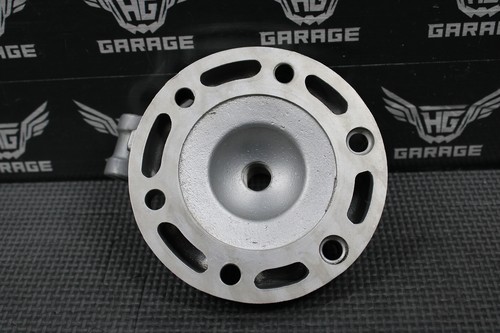 1994 92-96 HONDA CR250R OEM ENGINE MOTOR CYLINDER HEAD COVER 12201-KZ3-690 #2 - Picture 4 of 9