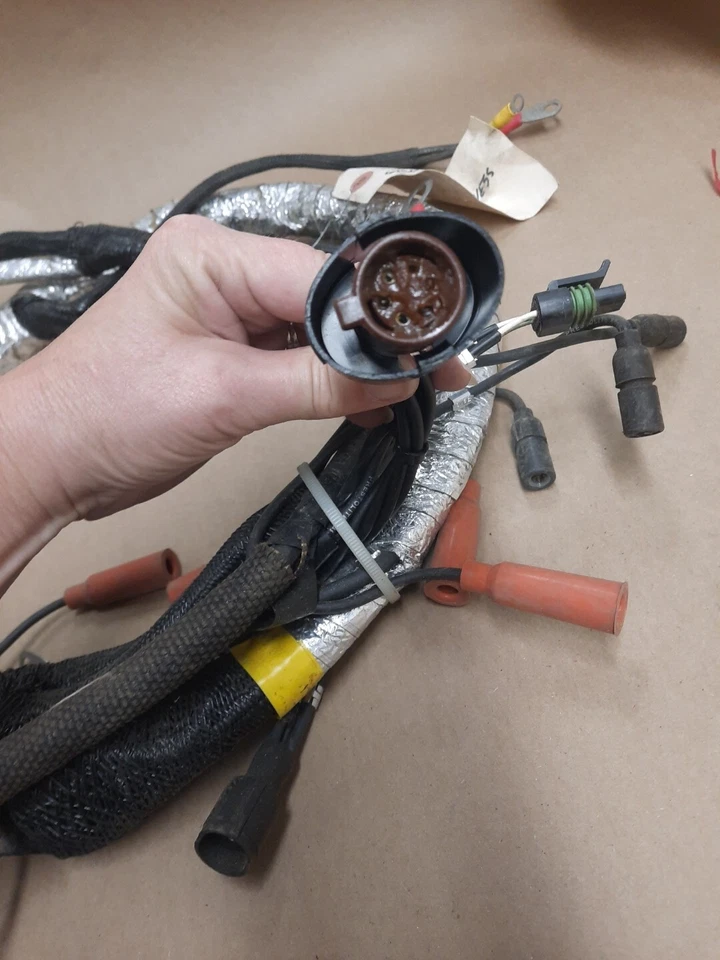 ENGINE WIRING HARNESS 6.5 Turbo Charged 12469287 - Image 3 of 4