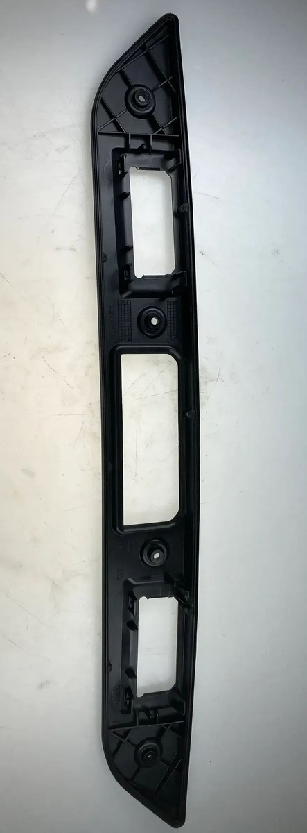 Original Cupra Formentor 2024 license plate light trunk 5FF827335