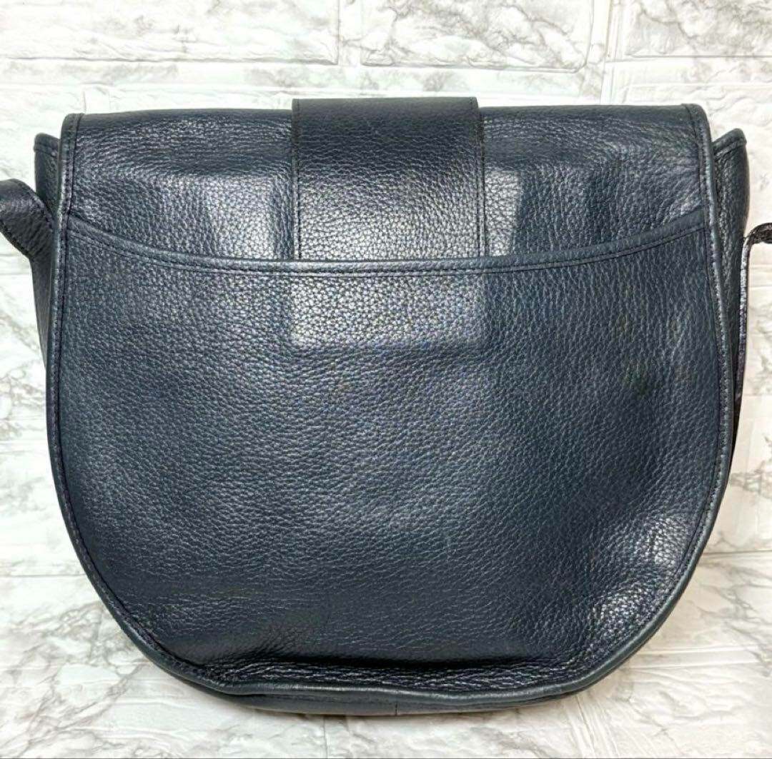 Borsa a tracolla Yves Saint Laurent in pelle nera da donna dal Giappone