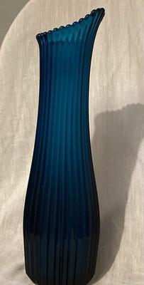 Seltene Mid Century Modern Pfau Blau Glas Vase 13'' Vintage Sammlerstück 