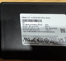 Samsung PM9A3 15.3TB NVMe MZQL215THBLA-00A0 2.5in PCIe 4.0 x4 Internal SSD