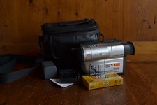 SAMSUNG SCL906 Camcorder Movie Cam with Case, Charger, Tape New Battery Tested