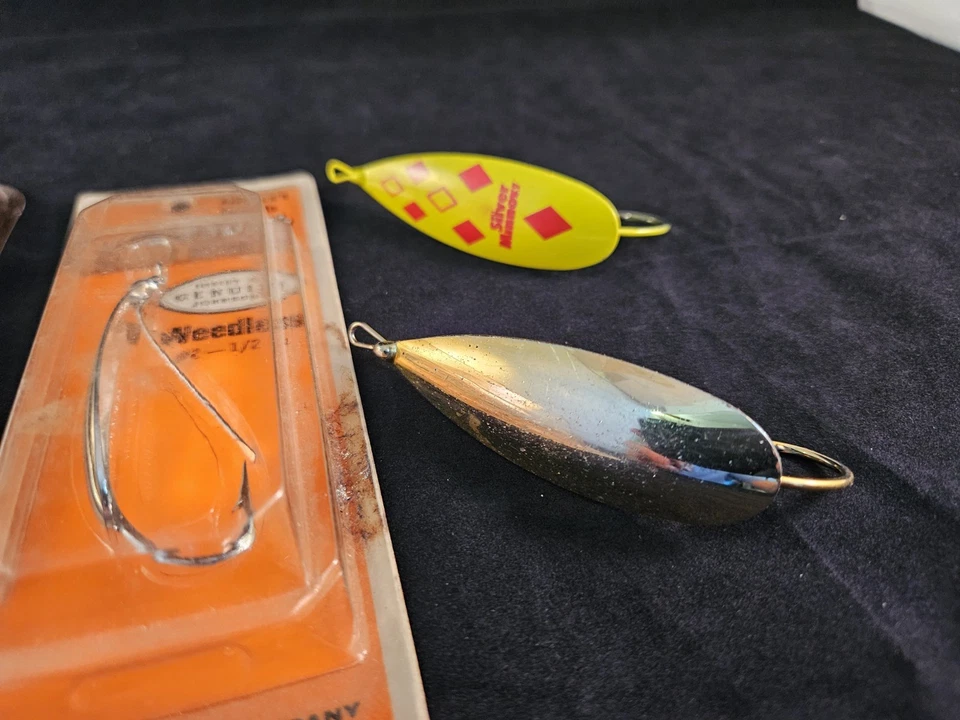 Lote de 4 señuelos de pesca con cuchara de metal Johnson's Silver Minnow, #2 y #3. 2 NOS Foto 2 de 4