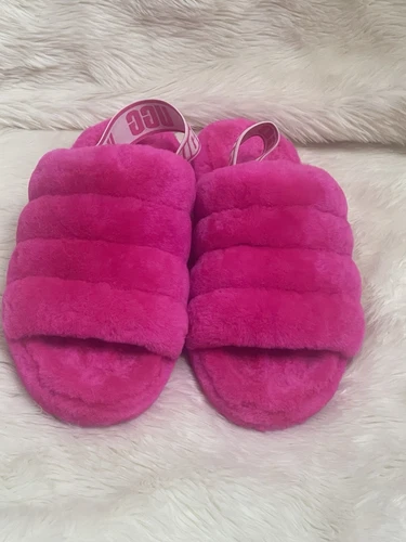 Scivoli rosa UGG Fluff Yeah