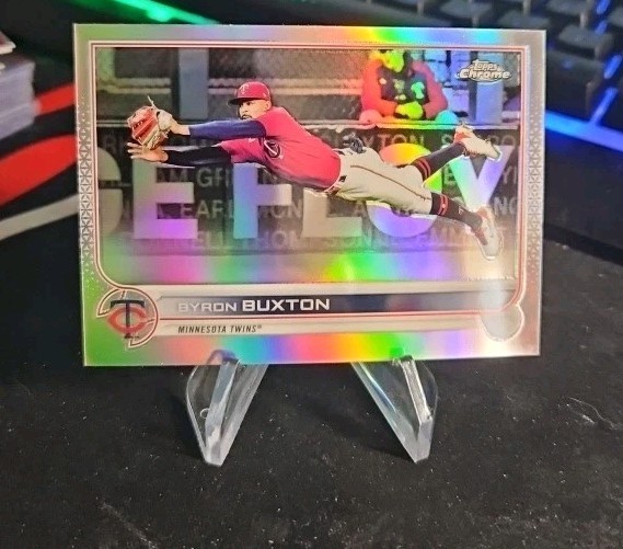 Byron Buxton Topps Chrome 2022 Refractor
