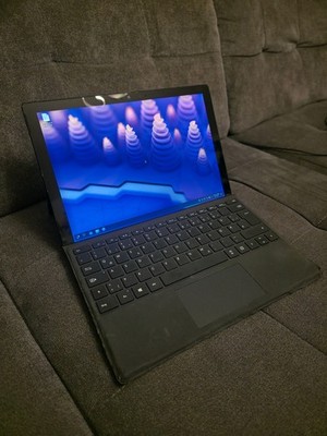 Microsoft Surface Pro 7 256GB i5-1035G4 8GB | Touchscreen Defekt