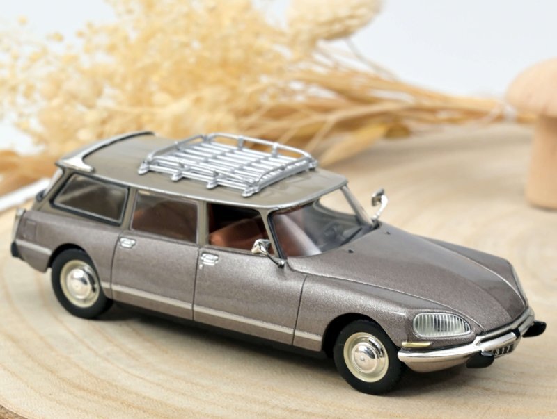 CITROEN DS 23 Break - 1974 - Scarabee brown metallic - Norev 1:43