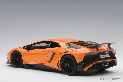 AUTOart Lamborghini Aventador Lp750-4 SV Metallic Orange 1 AUTOart Lamborghini Aventador Lp750-4 SV Metallic Orange 1
