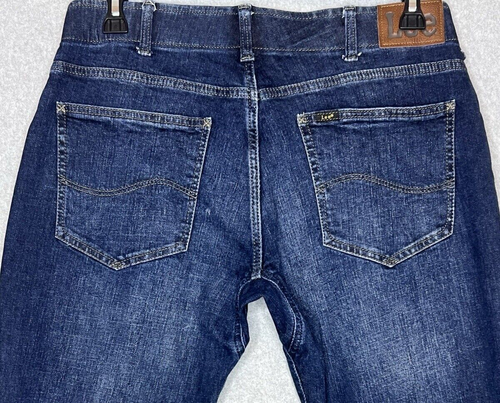 Lee Jeans Extreme Motion Mens 35 Dark Straight Fit Tapered Leg Flex Waist Denim - Picture 3 of 13