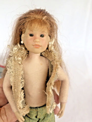 Lot of 2 Vtg Only Hearts Club Soft Body Posable 9" Dolls, Clothing and Pillow - Picture 5 of 10