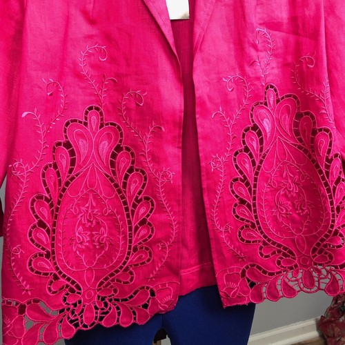 Chicos Jacket Size 0 Novelty Cutwork 100% Linen Raspberry Rush - Picture 9 of 11