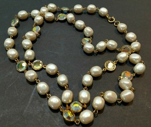 Faux-White-Pearl-Necklace-and-Earring-Set-Gold-Tone-Pierced-Earrings-Prism-Beads