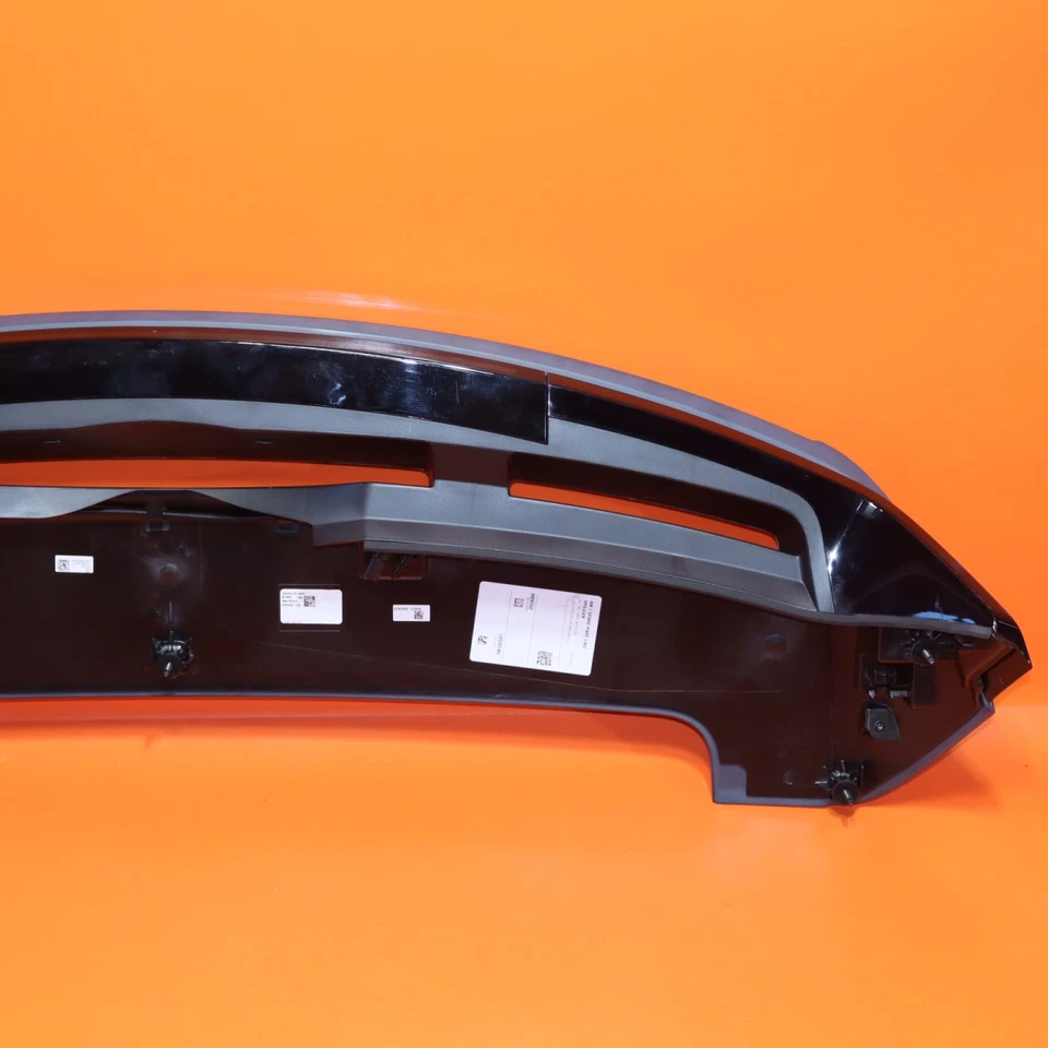 ALERÓN PUERTA LEVADIZA LAND ROVER DISCOVERY 2017-2019 2020 2021 2022 2023 LR173164 Foto 2 de 4