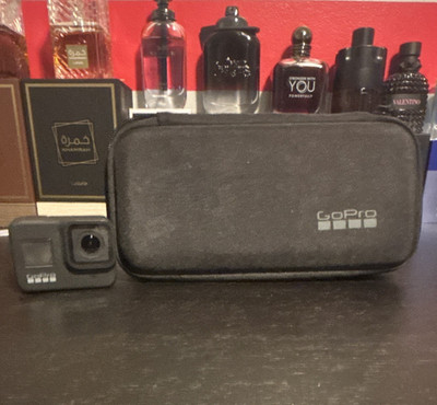 GoPro HERO8 Black Action Camera Bundle w/ Case Battery & 0.3m USB Cable