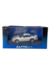 AUTOart Miniature Car WHT 53622 JAGUAR XKR COUPE WHITE