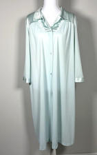 Vintage Vanity Fair Mint Green Nylon Button Front Housecoat Robe M Pocket