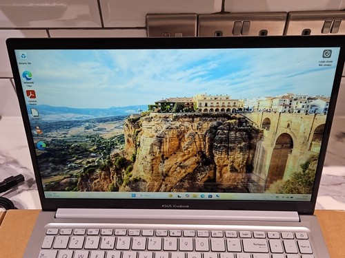Excellent Touchscreen Asus Vivobook 15.6" Laptop i5 13th Gen / 16gb / 512nvme - Picture 3 of 15