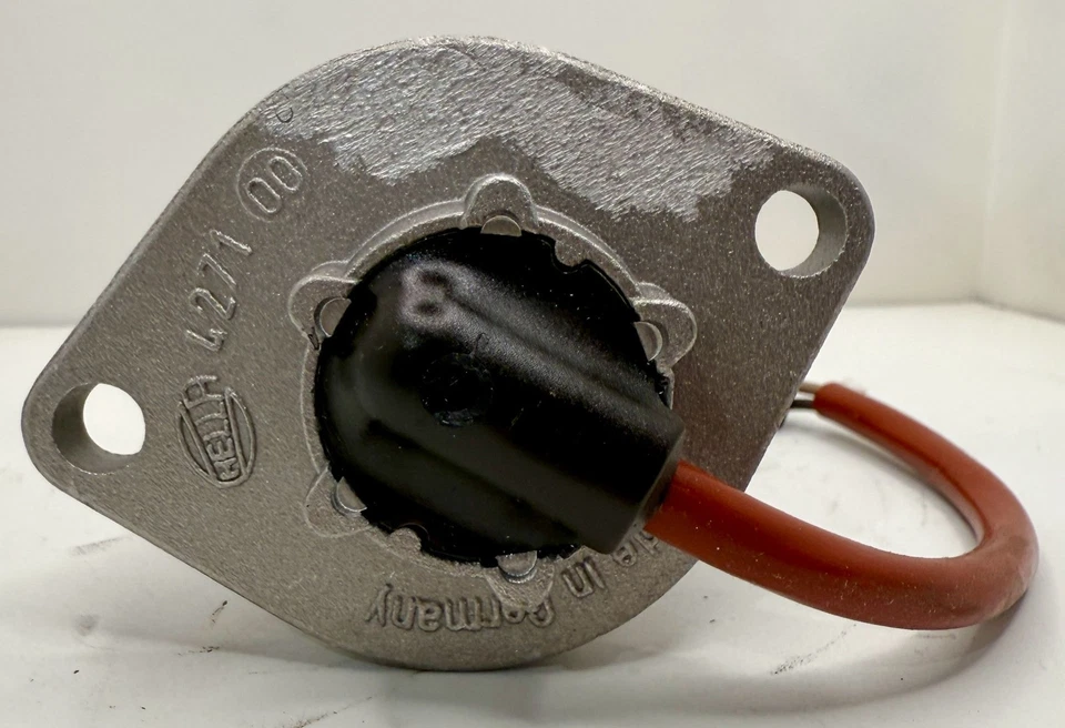 NUEVO BMW E30 3' 81-93 Interruptor de nivelación de aceite HELLA 12611277240 NOS Foto 4 de 4