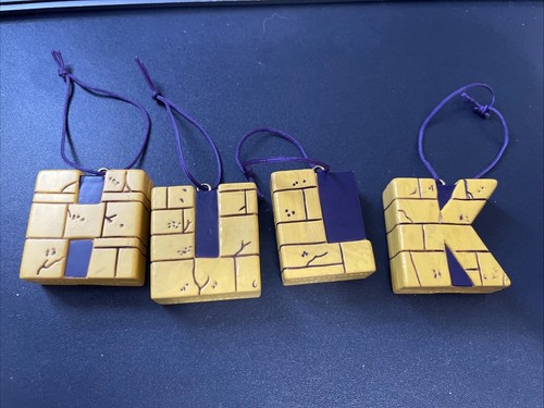 TRU Exclusive 2003 Marvel Hulk Smashin Spruce Christmas Ornament HULK letters