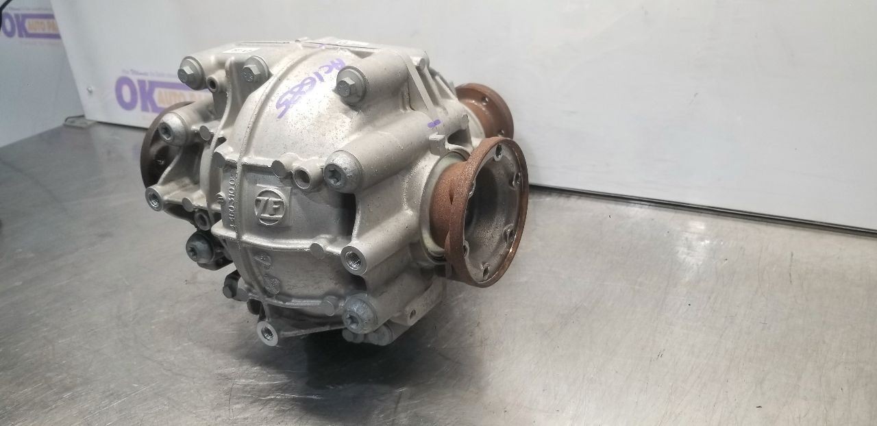 16 BENTLEY CONTINENTAL GTC REAR DIFFERENTIAL CHUNK CARRIER ASSEMBLY