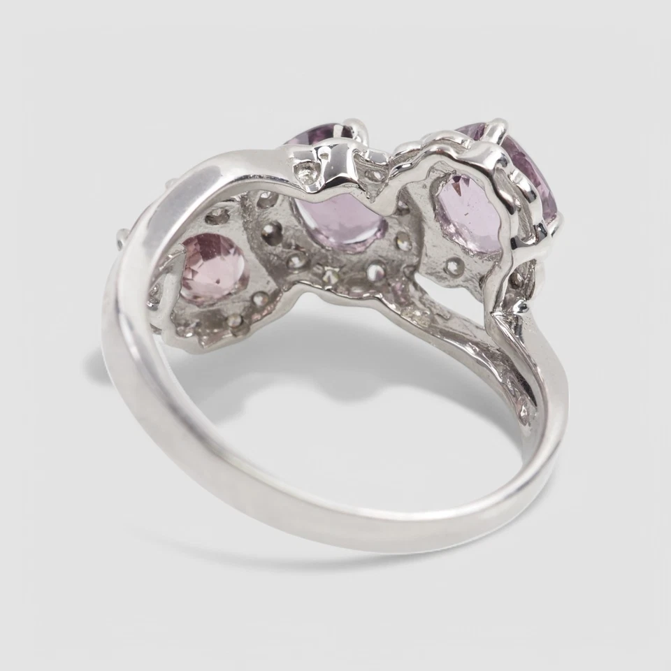 缅甸薰衣草紫色尖晶石6.30克拉925纯银三宝石精美戒指 — 第 4/4 张图片