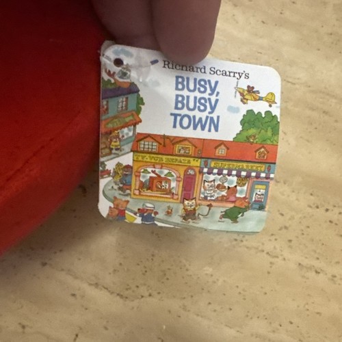 Kohl's Cares Worm in Red Apple 14" - Richard Scarry's - Personaje "Busy, Busy Town" - Imagen 3 de 4