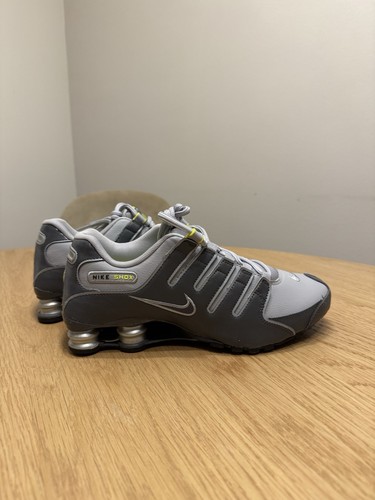 Nike Shox NZ grigio scuro/grigio lupo, taglia: US_7,5, EUR_40,5, NUOVISSIME - Foto 2 di 10