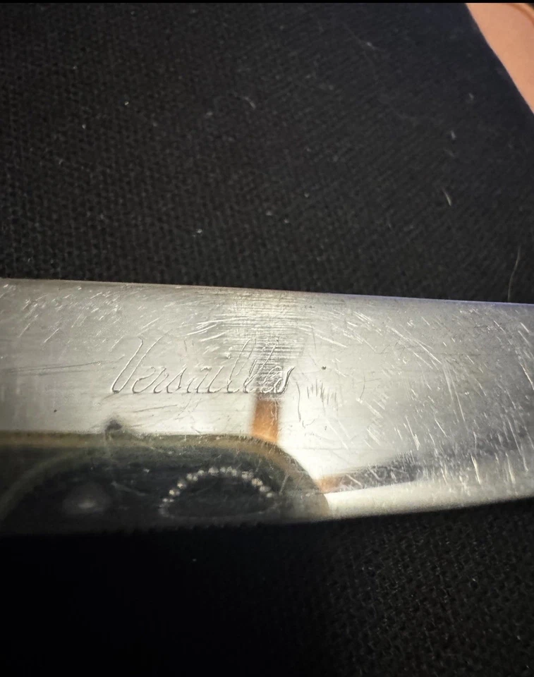 Cuchillo de acero inoxidable 1965 vintage descontinuado, por patrón "Versalles" de MSI Foto 4 de 4