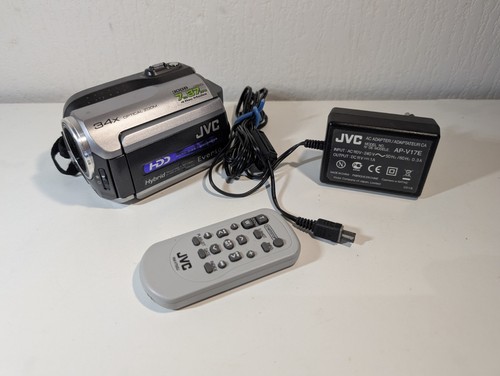 Caméscope JVC Everio GZ-MG135E (Disque Dur 30Go) en Très Bon État